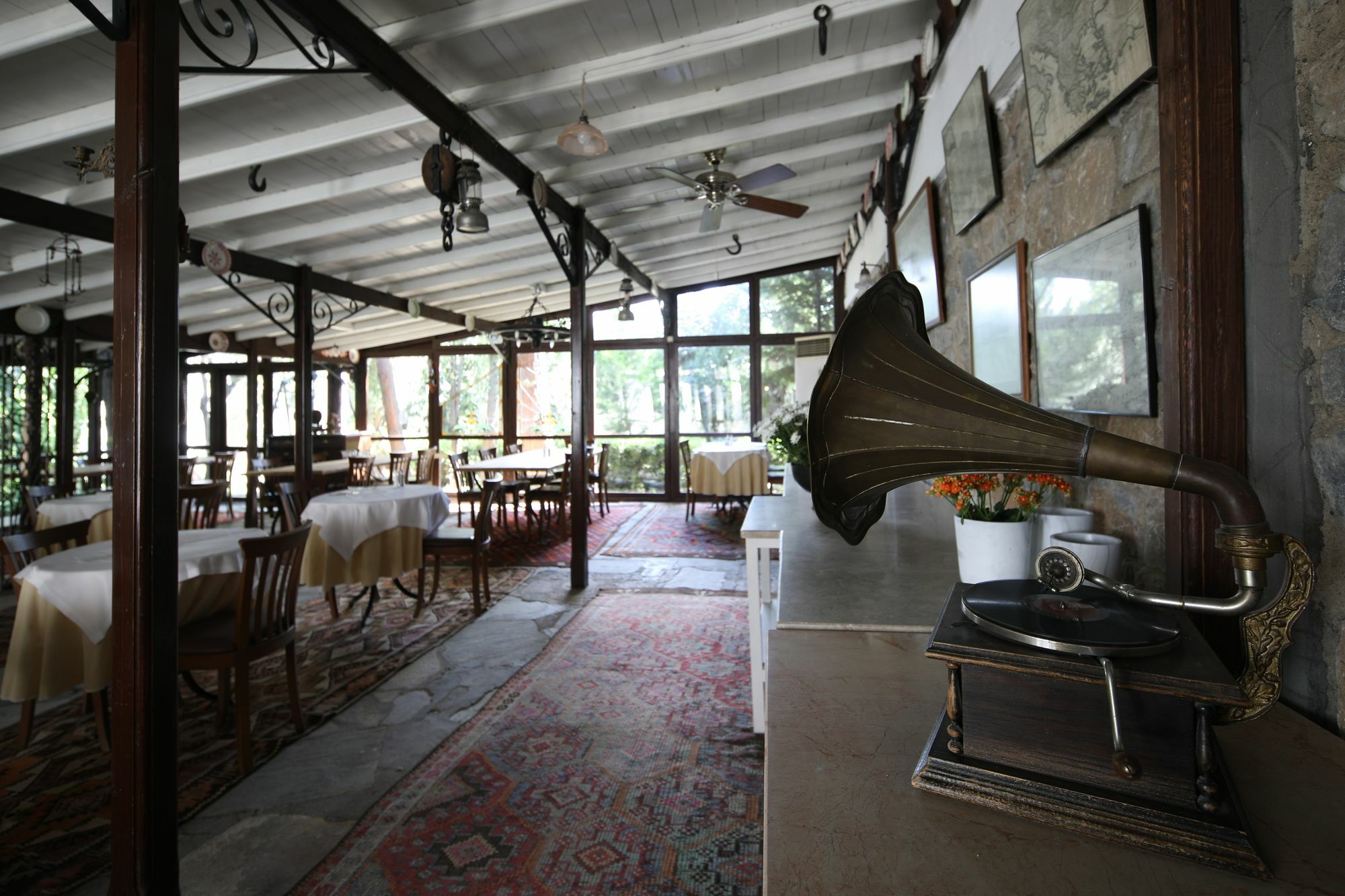Kalehan Hotel 2*
